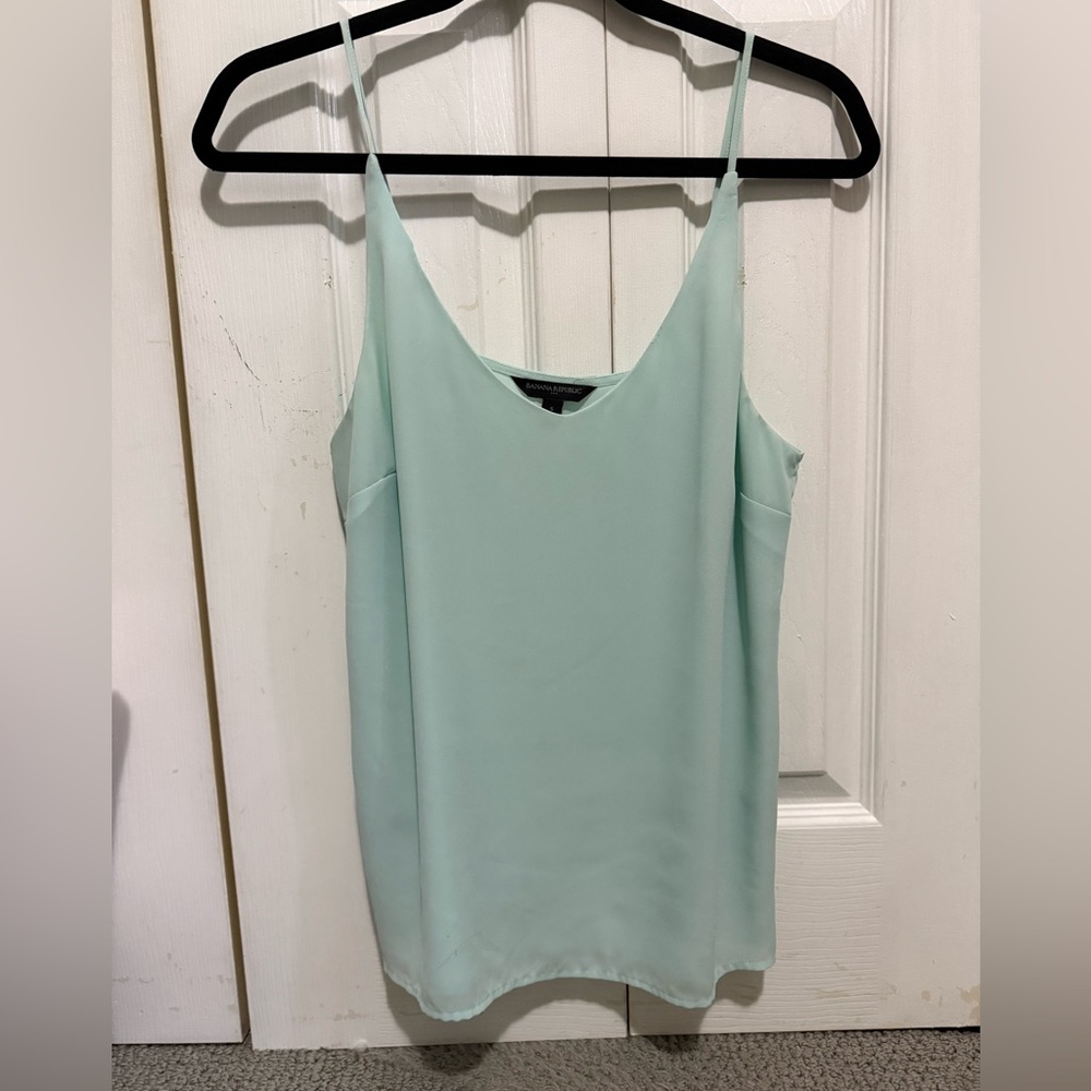 EUC Banana Republic camisole mint green size small